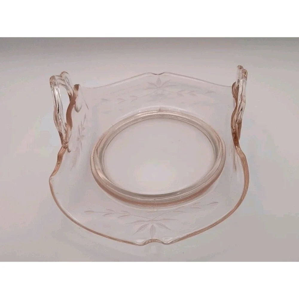 Vintage Pink Depression Glass Etched Leaf Bon Bon Dish with Handles 7x5x3 - Picture 6 of 14